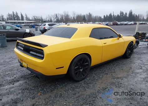2018 Dodge Challenger Sxt z USA, uszkodzony, nr VIN 2C3CDZAG3JH199516
